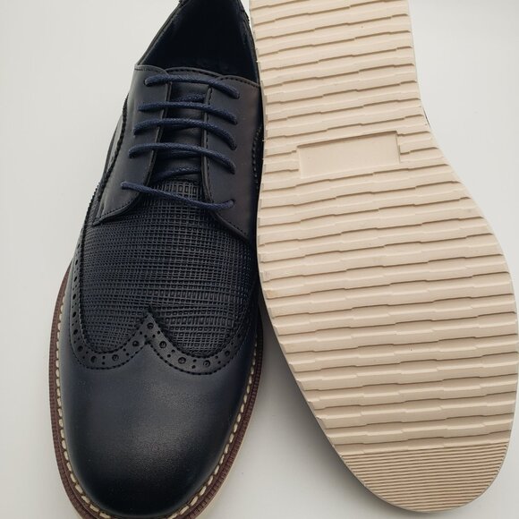 XRAY Men’s Wingtip Oxford Navy Blue Shoes, Size 8 (new in box) - Picture 3 of 4